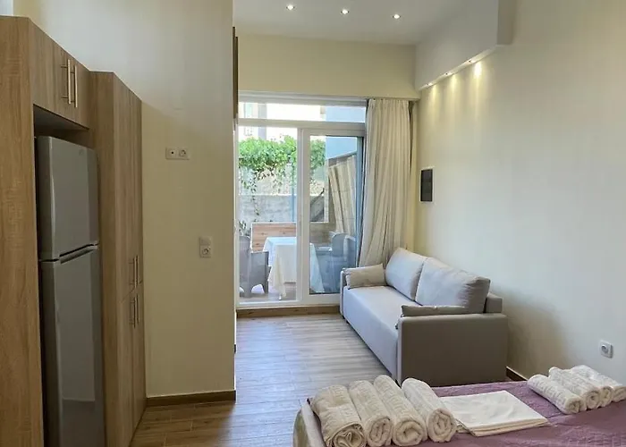 Zefyros Apartment